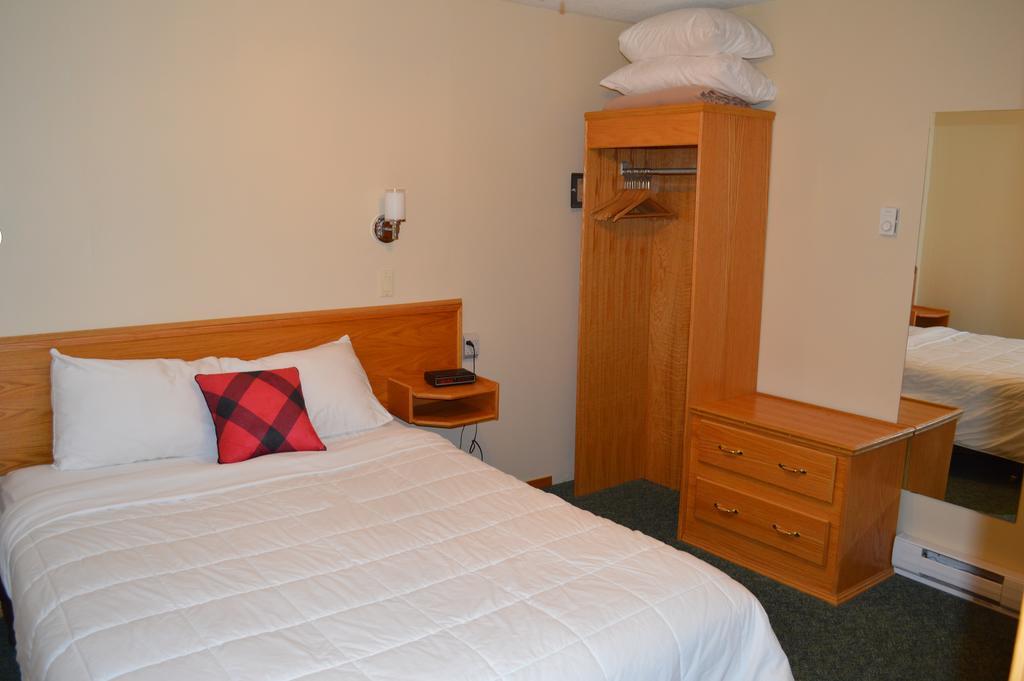 Motel Tyrol Radium Hot Springs Room photo