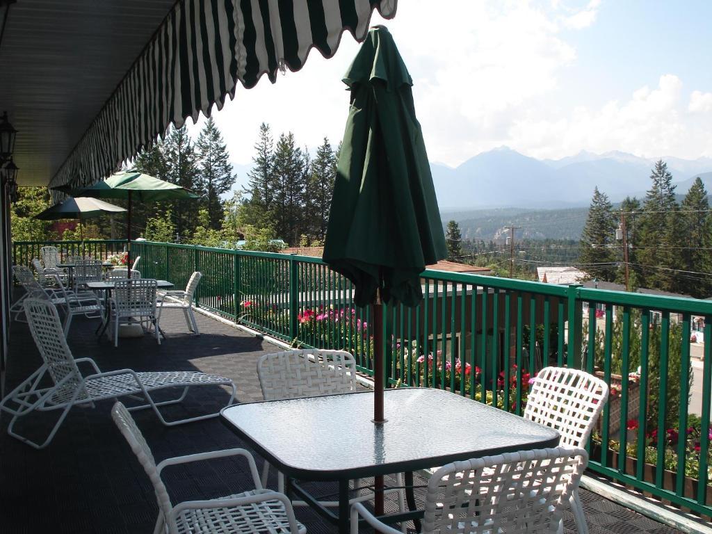 Motel Tyrol Radium Hot Springs Exterior photo